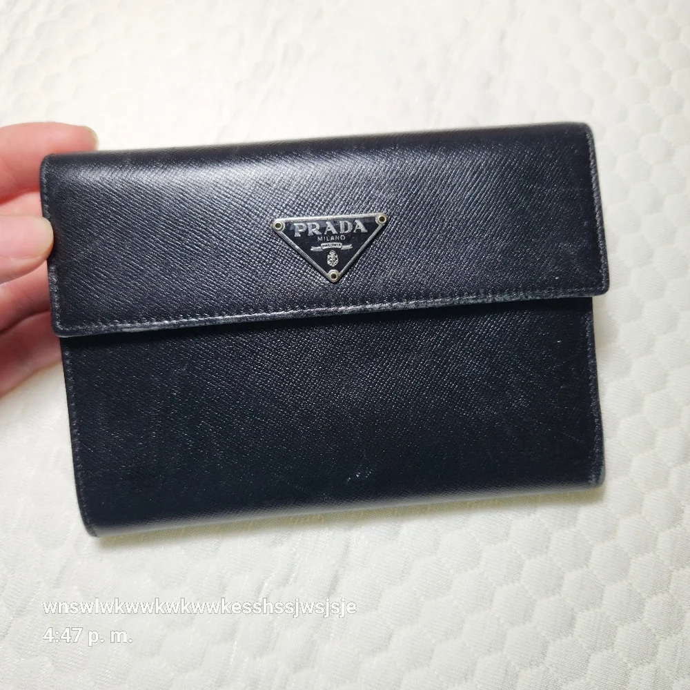 Prada  Tri-fold Triangle Logo Leather Wallet - Picture 2 of 10